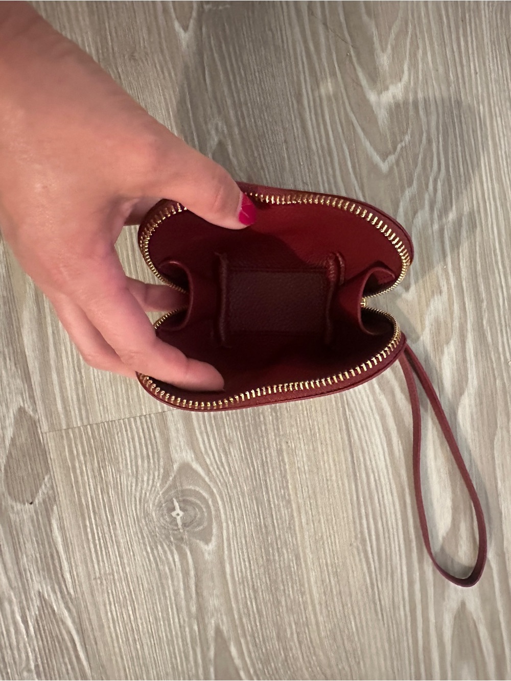 Oleada Mini Le Coeur Pouch (Mini)
Vegan - Picture 3 of 3
